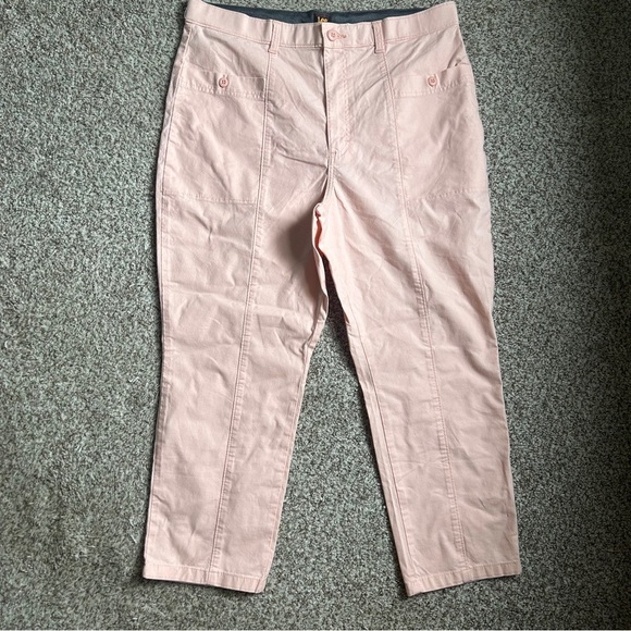Lee Women's Ultra Lux High Rise Seamed Crop Capri Pant Pink Pastel Summer 16 - Picture 2 of 10